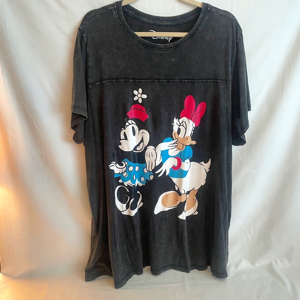 Torrid x Disney Minnie Mouse & Daisy Duck Mineral Wash Black Top - Size 4X